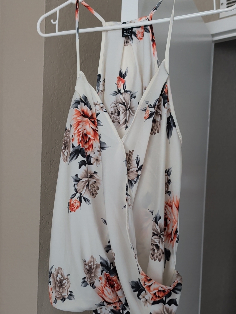 SHEIN Cream Floral Halter Cami with Coral & Taupe Blooms